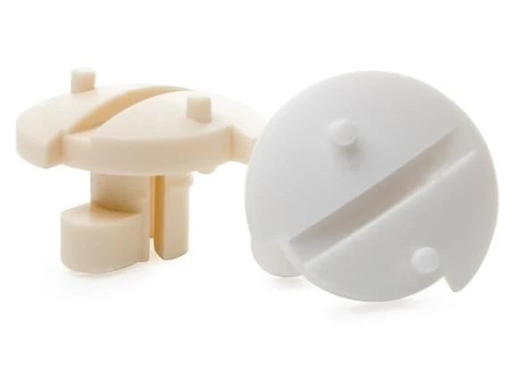 OCS Knopjes Dometic Winterafdekkap 3 OCS Knopjes Dometic Winterafdekkap