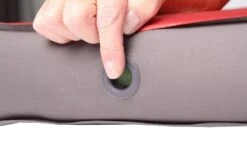 Exped MegaMat 10 LXW Slaapmat Rood -Outdoor Camping Winkel 40112 exped megamat 10 lxwrubyred slaapmat